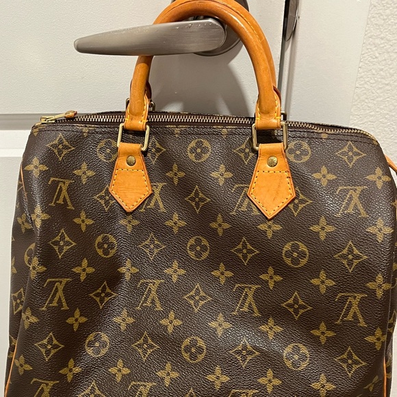 LV Vintage Monogram Speedy 30 - Picture 2 of 12
